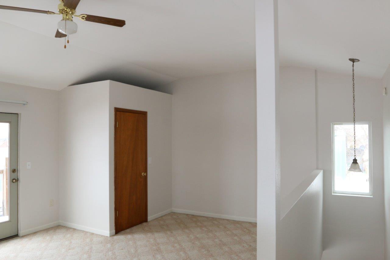 Stanley, ND House Brown Corp